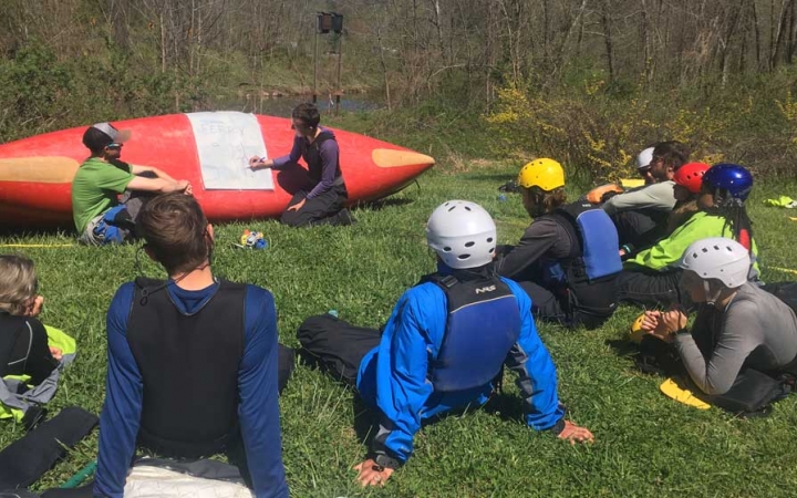 teens learn leadership skills on outdoor course 